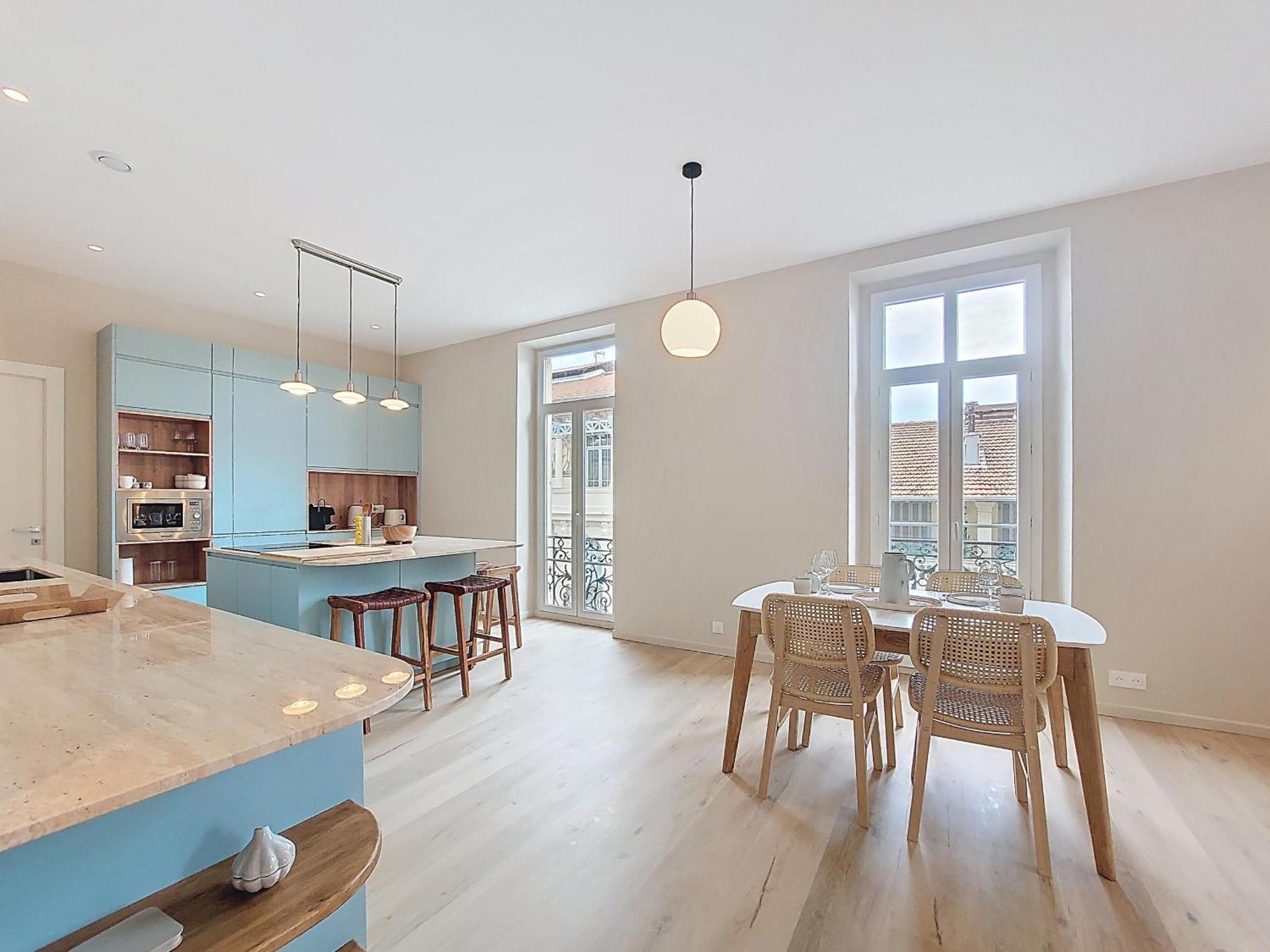 Nestor&jeeves - Pepyte - Design - Near